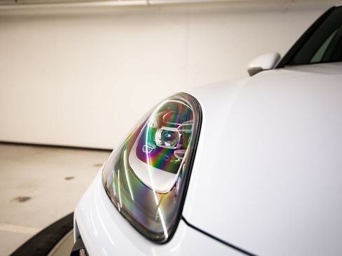 Certified 2023 Porsche Cayenne AWD/4WD image 13