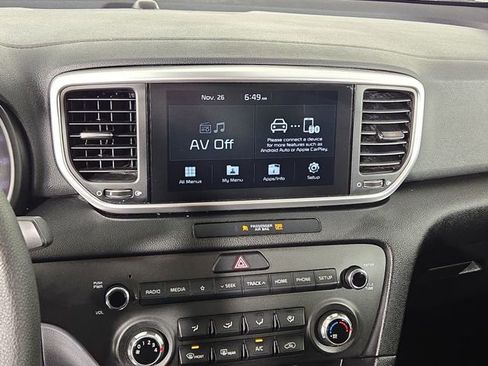 Certified 2022 Kia Sportage LX image 19