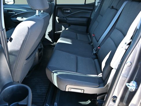 Used 2020 Honda Ridgeline Sport image 14
