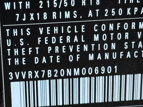 Used 2022 Volkswagen Taos SE image 13