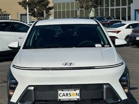 New 2026 Hyundai Kona SE image 8