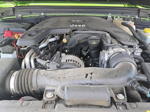 Used 2019 Jeep Wrangler Unlimited Rubicon AWD/4WD image 12