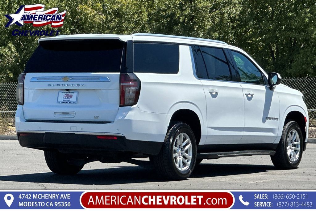 Used 2023 Chevrolet Suburban LT AWD/4WD image 4