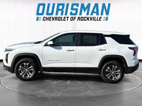 New 2026 Chevrolet Equinox LT image 3