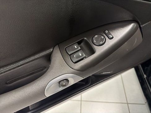 Used 2005 Chevrolet Corvette Coupe w/ Preferred Equipment Group image 14