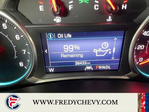 Used 2020 Chevrolet Equinox LT image 25