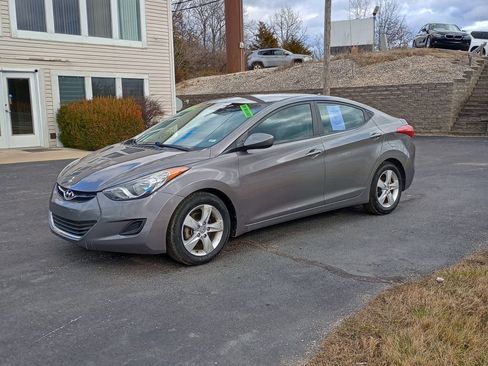 Used 2013 Hyundai Elantra GLS image 1