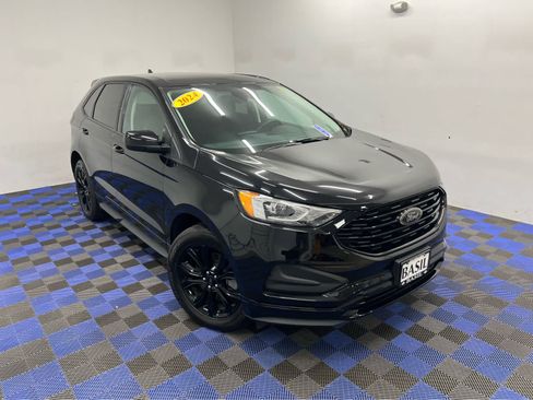 Used 2024 Ford Edge SE w/ Black Appearance Package image 31
