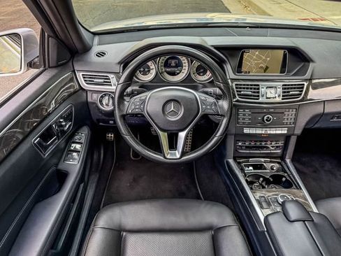 Used 2016 Mercedes-Benz E 350 Sedan image 28