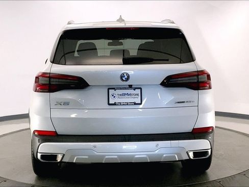 Used 2023 BMW X5 xDrive45e w/ Luxury Seating Package AWD/4WD image 3