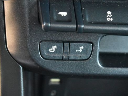 Used 2016 Chevrolet Colorado Z71 AWD/4WD image 30