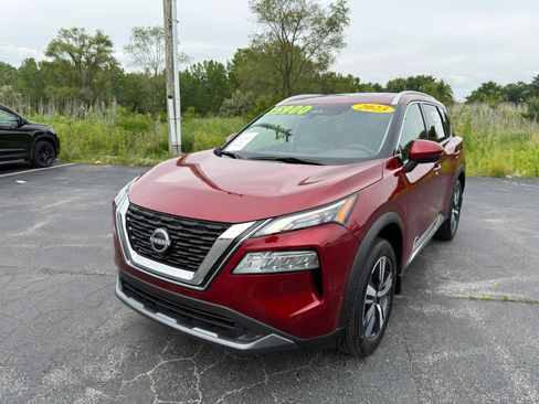 Used 2023 Nissan Rogue SL w/ SL Premium Package AWD/4WD image 2