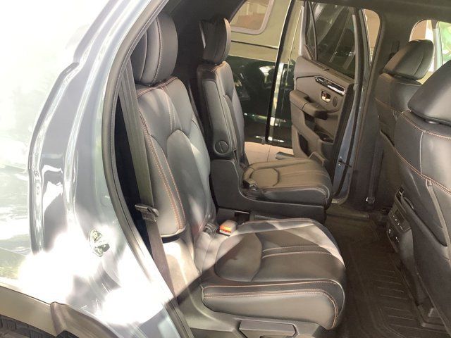 Used 2024 Honda Pilot TrailSport image 12