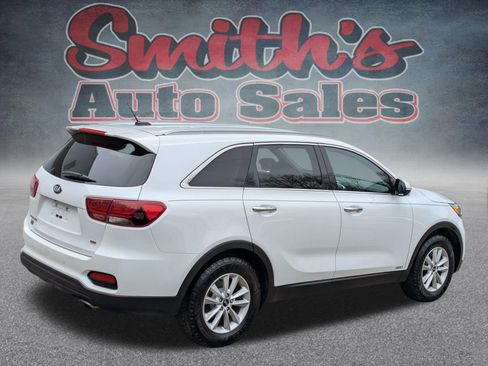 Used 2020 Kia Sorento LX w/ LX I4 Convenience Package image 6