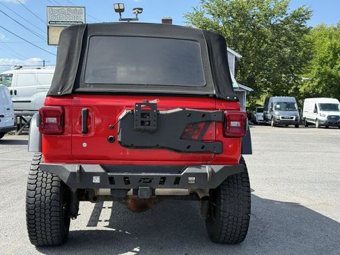 Used 2019 Jeep Wrangler Unlimited Rubicon w/ Dual Top Group AWD/4WD image 8