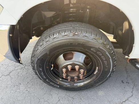 Used 2018 RAM 3500 Tradesman RWD image 11