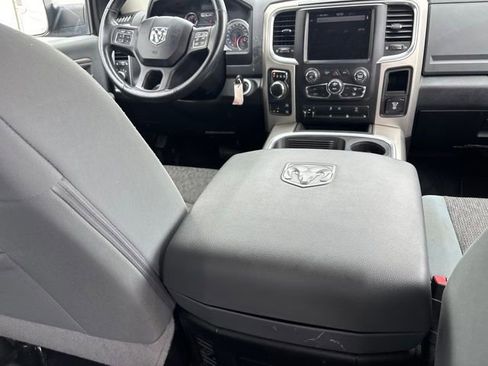 Used 2019 RAM 1500 Classic Warlock AWD/4WD image 38
