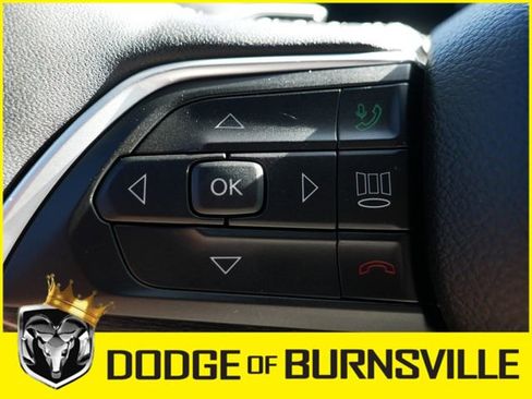 Used 2025 Jeep Grand Cherokee L Limited w/ Black Appearance Package image 26