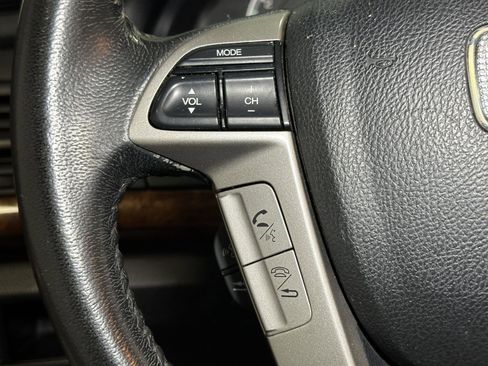 Used 2011 Honda Accord EX-L image 25