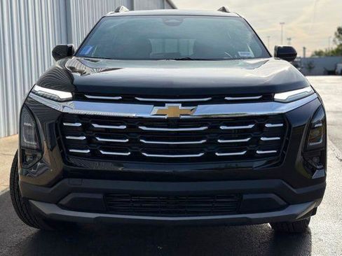 New 2026 Chevrolet Equinox LT w/ Convenience Package II FWD image 18
