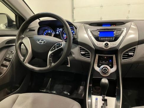 Used 2019 Hyundai Elantra Value Edition image 31
