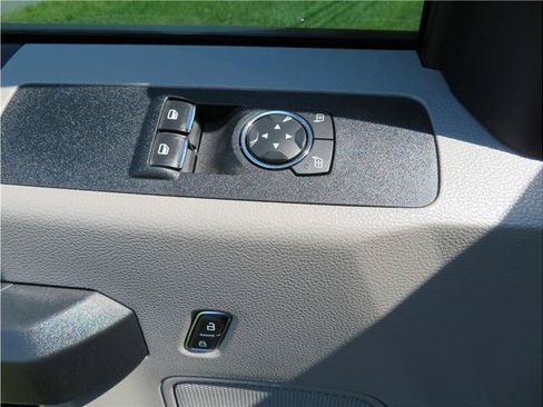 Used 2019 Ford F350 XL w/ Power Equipment Group AWD/4WD image 9