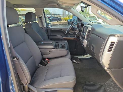 Used 2017 GMC Sierra 1500 SLE w/ SLE Value Package image 29