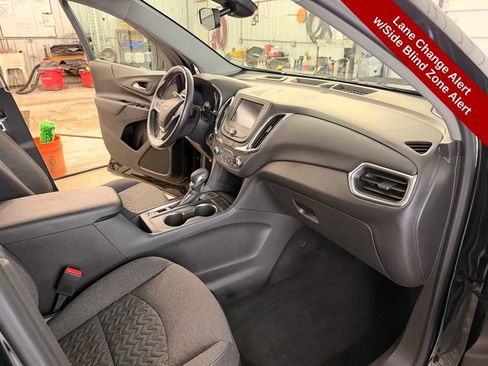 Used 2022 Chevrolet Equinox LT image 33