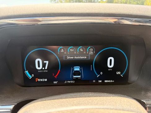Used 2021 Ford F150 Lariat w/ Equipment Group 502A High AWD/4WD image 3