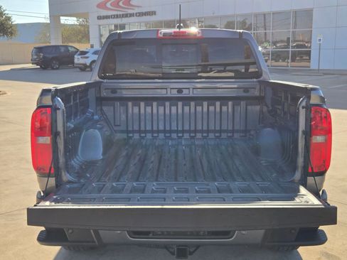 Used 2022 Chevrolet Colorado Z71 image 25