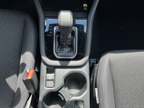 Used 2025 Subaru Forester Premium AWD/4WD image 28