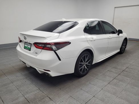 Used 2023 Toyota Camry SE FWD image 9