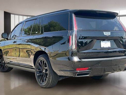 Used 2023 Cadillac Escalade ESV Sport Platinum w/ LPO, ONYX Package AWD/4WD image 12
