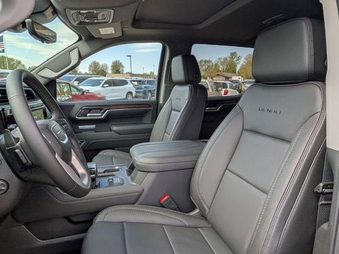 New 2026 GMC Sierra 1500 Denali w/ Denali Reserve Package AWD/4WD image 46