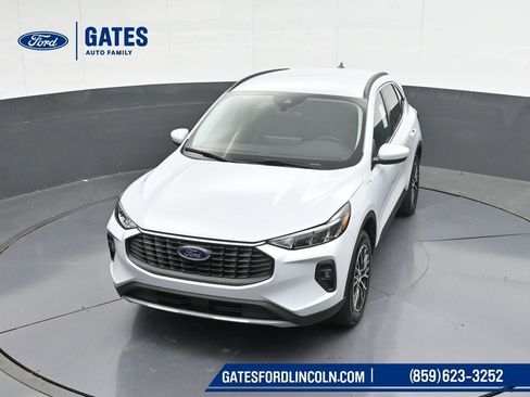 New 2025 Ford Escape SE image 45