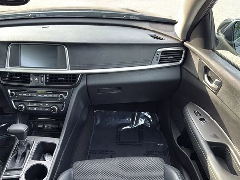 Used 2020 Kia Optima S image 27