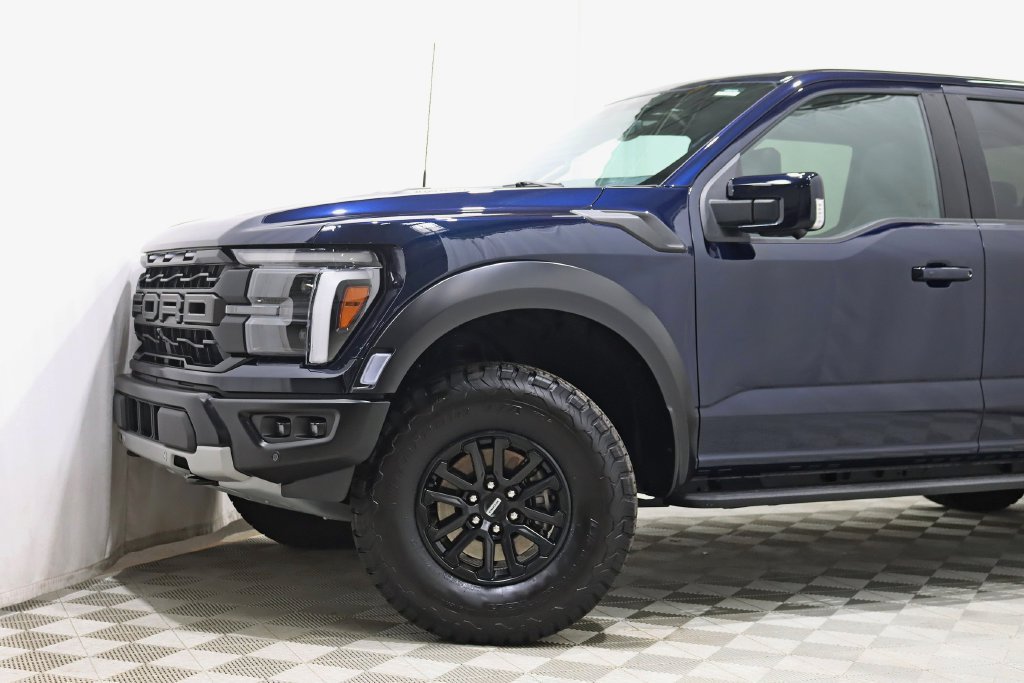 Used 2025 Ford F150 Raptor AWD/4WD image 2