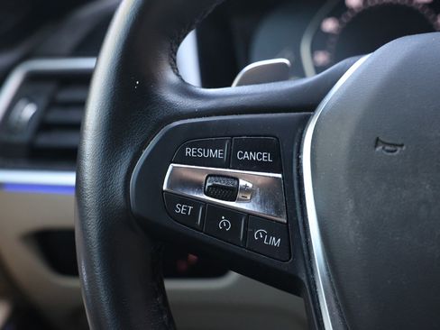 Used 2021 BMW 330i w/ Convenience Package image 29