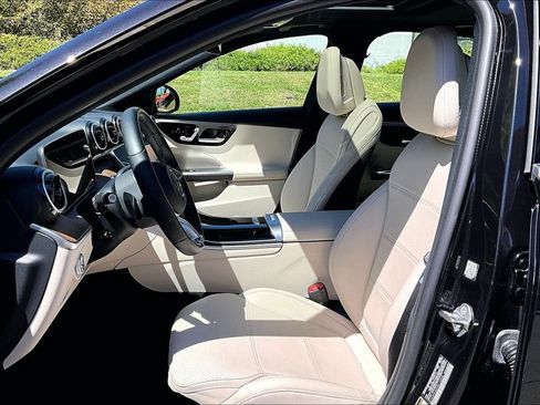 Used 2023 Mercedes-Benz C 300 4MATIC Sedan image 27