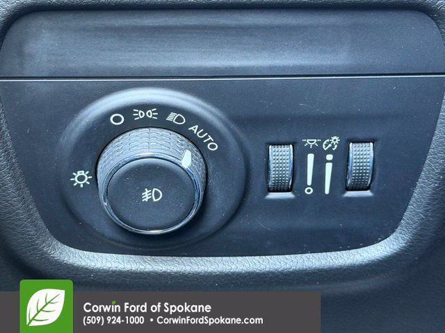 Used 2023 Jeep Grand Cherokee L Limited w/ Luxury Tech Group II AWD/4WD image 27