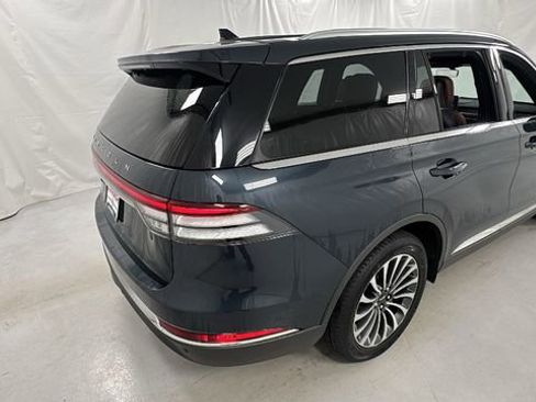 Used 2021 Lincoln Aviator Reserve w/ Equipment Group 201A AWD/4WD image 3
