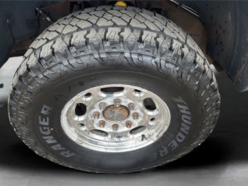 Used 2004 GMC Sierra 2500 SLE w/ Heavy-Duty Power Package image 22