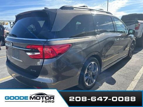 Used 2022 Honda Odyssey Elite image 3