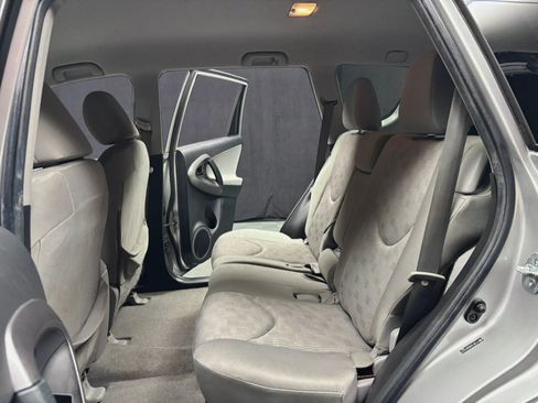 Used 2012 Toyota RAV4 4WD w/ Value Pkg image 28
