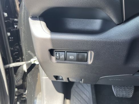 Used 2024 Toyota RAV4 LE AWD/4WD image 24