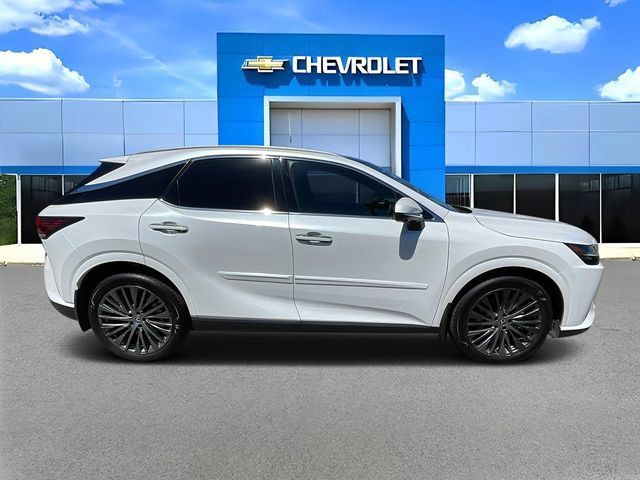 Used 2023 Lexus RX 350 AWD/4WD image 2