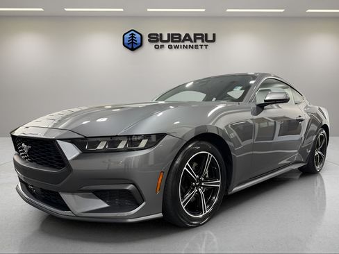 Used 2024 Ford Mustang Coupe RWD image 1