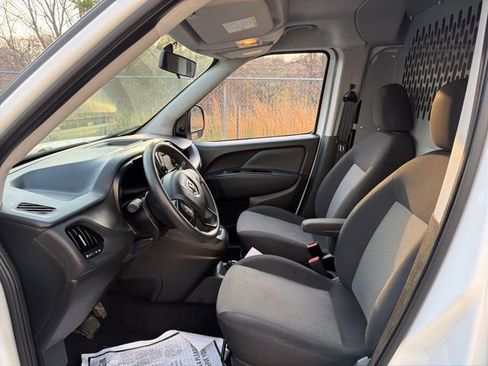 Used 2020 RAM ProMaster City Tradesman FWD image 16