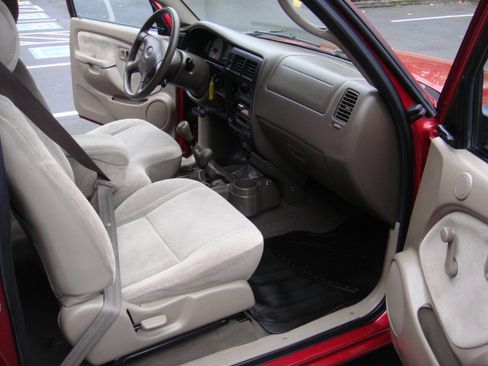 Used 2003 Toyota Tacoma 4x4 Xtracab image 13