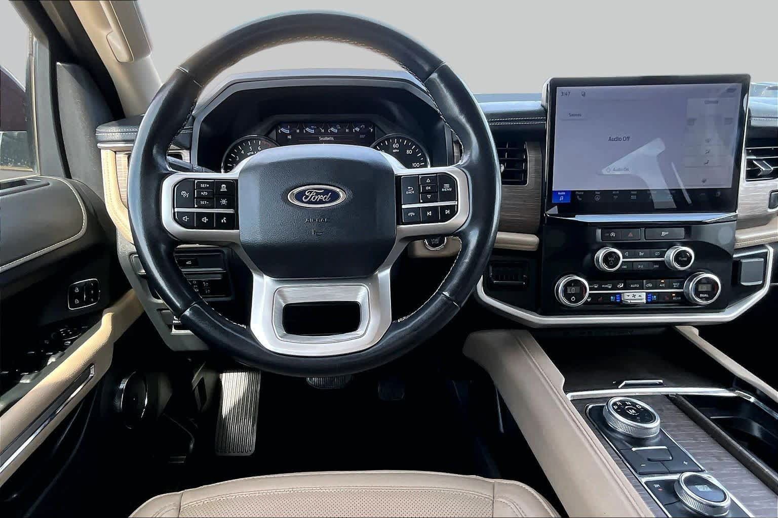 Used 2024 Ford Expedition Limited AWD/4WD image 6